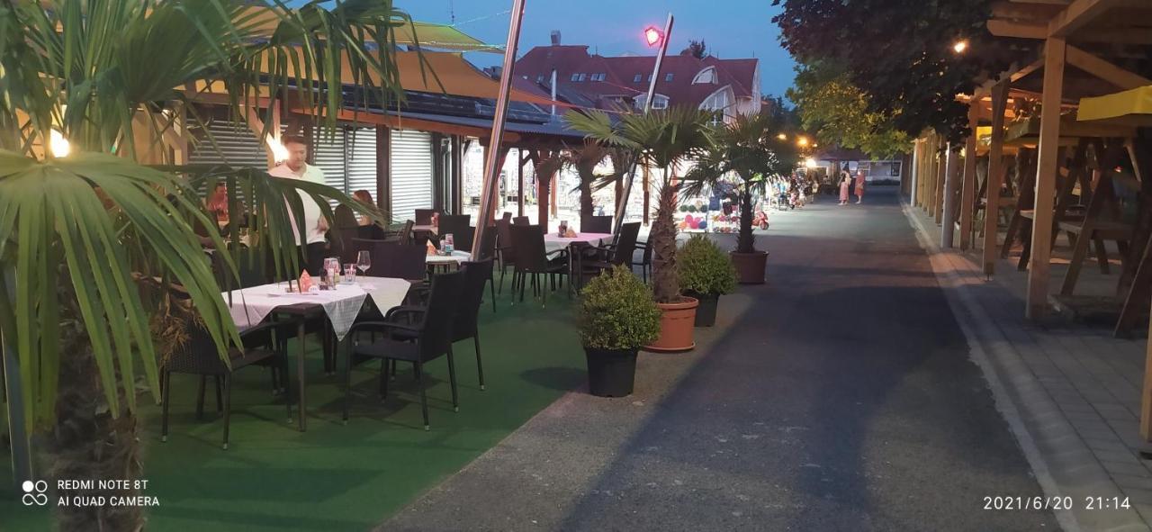 Bbbb Resort Apartman Zalakaros Buitenkant foto